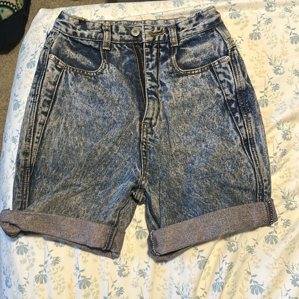 Jordache No Exit jean shorts